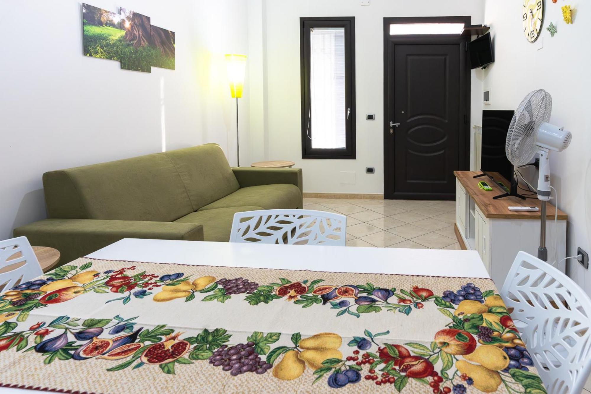 Casa Vacanze Ines Latiano Екстериор снимка