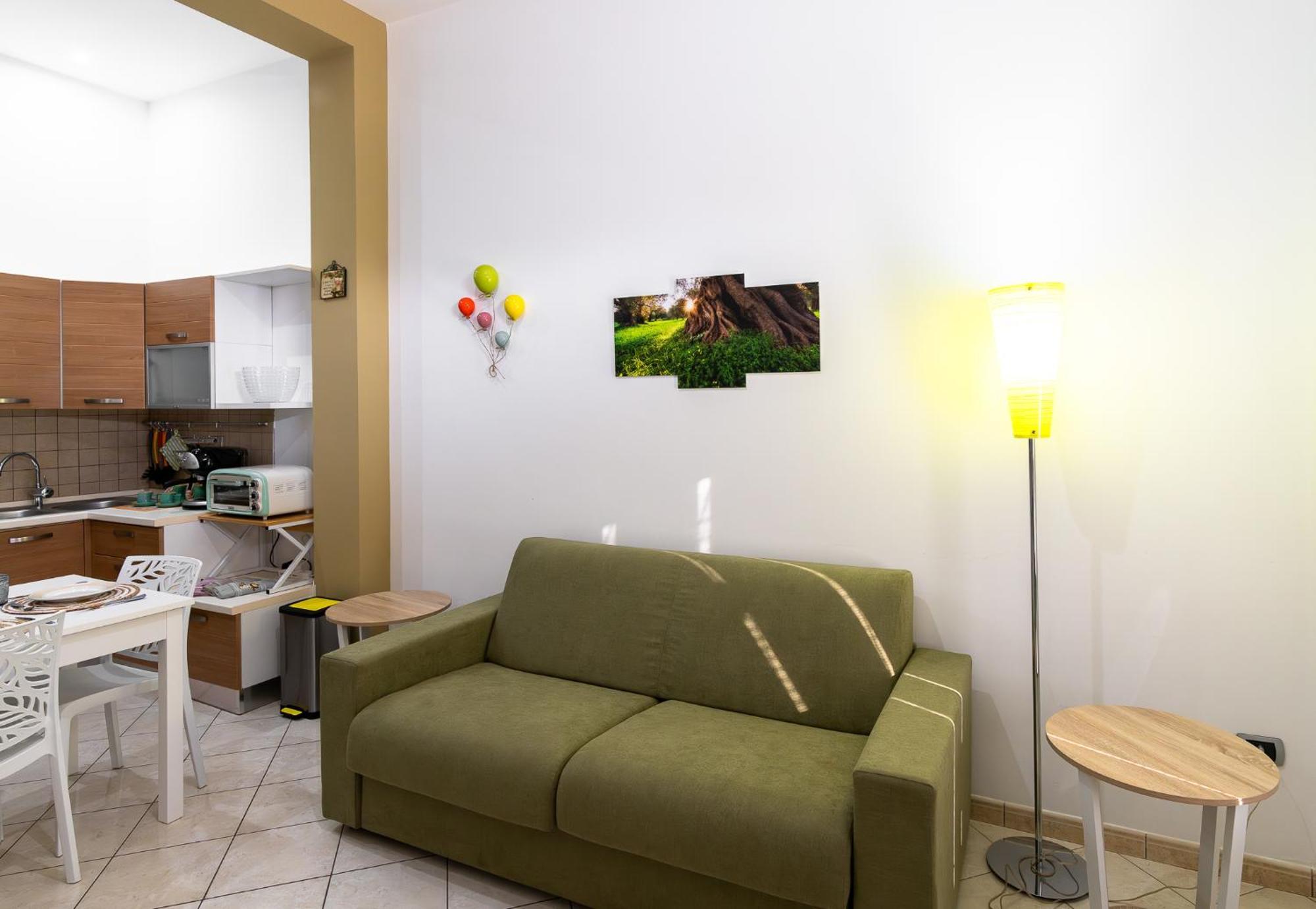 Casa Vacanze Ines Latiano Екстериор снимка