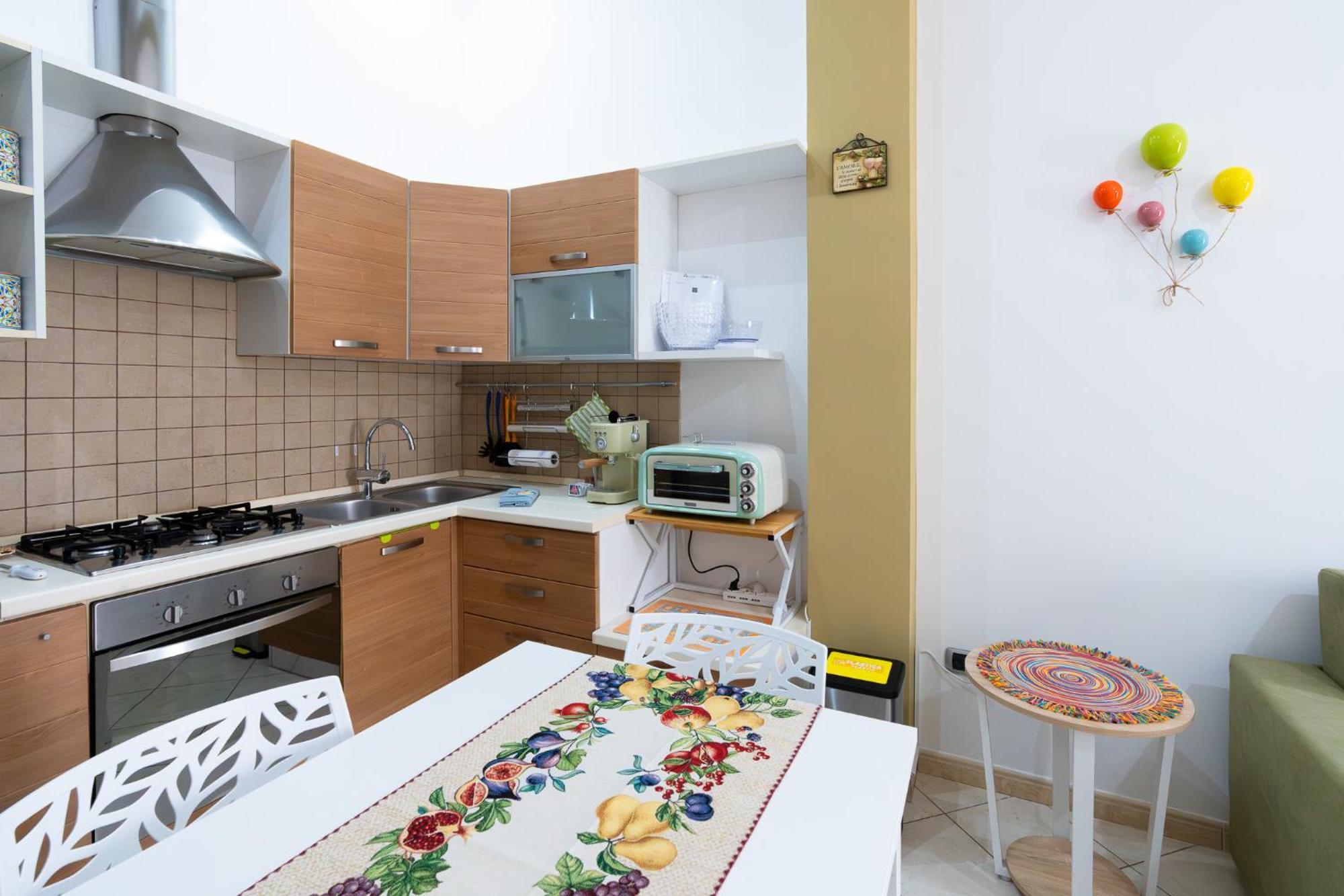 Casa Vacanze Ines Latiano Екстериор снимка