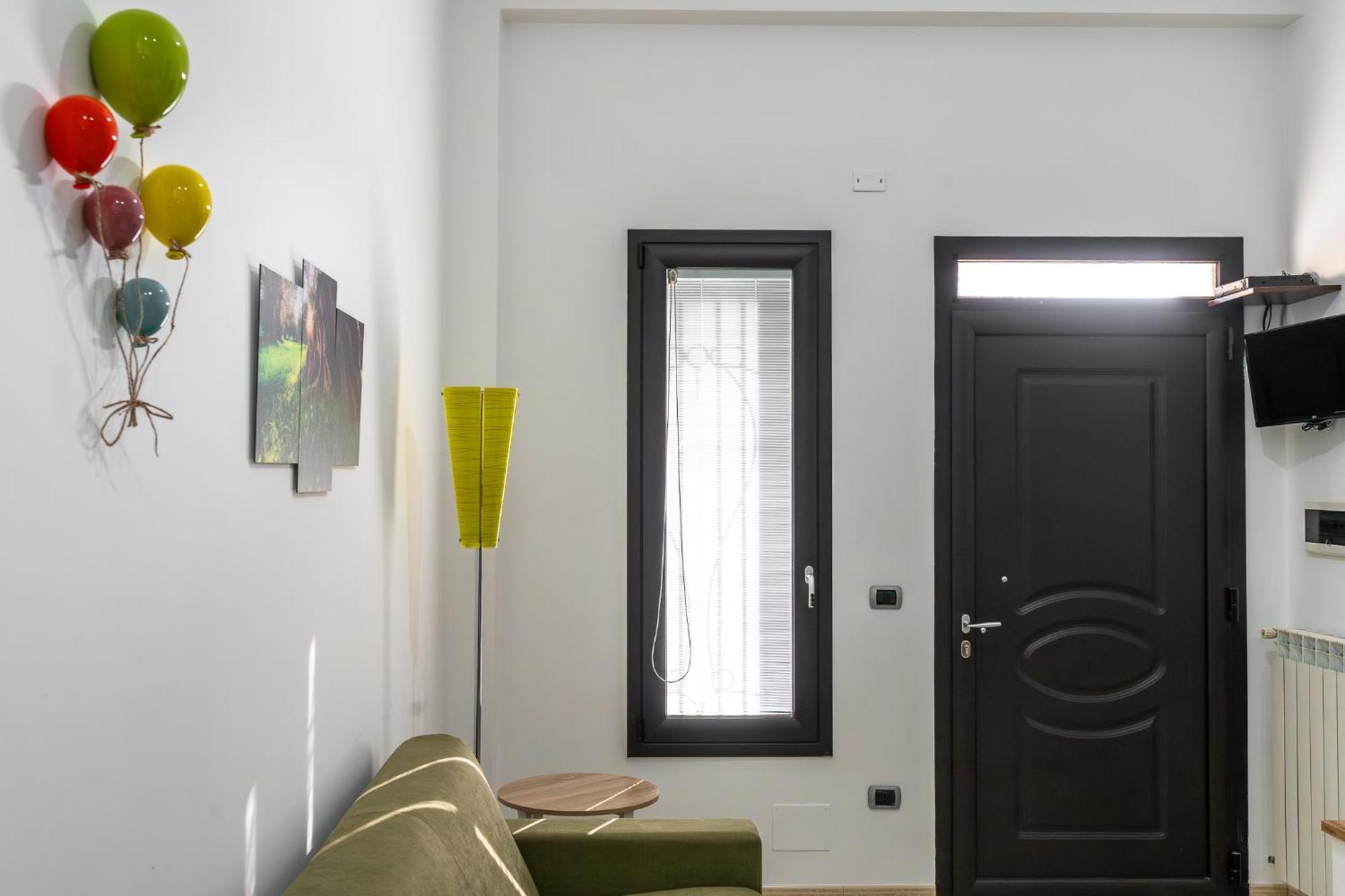 Casa Vacanze Ines Latiano Екстериор снимка